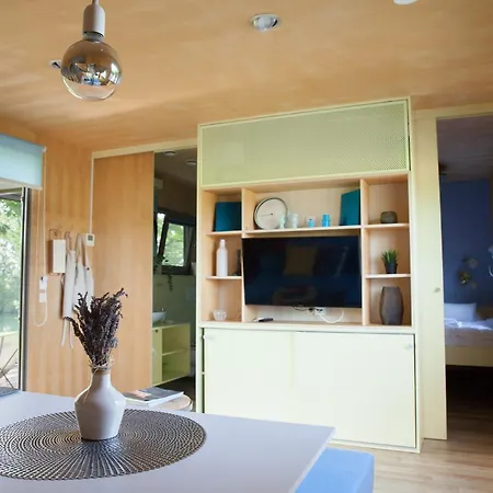 Magnolia House By The River Bb