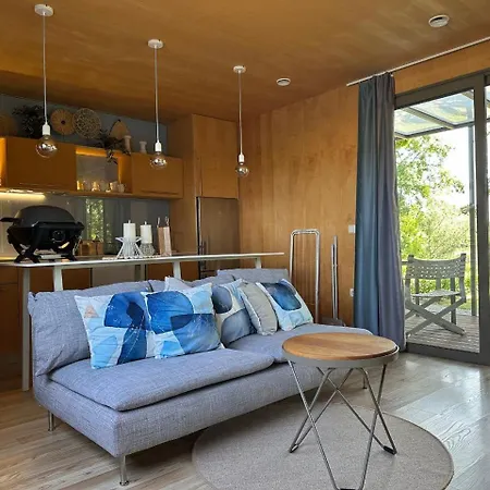 Magnolia House By The River Bb *