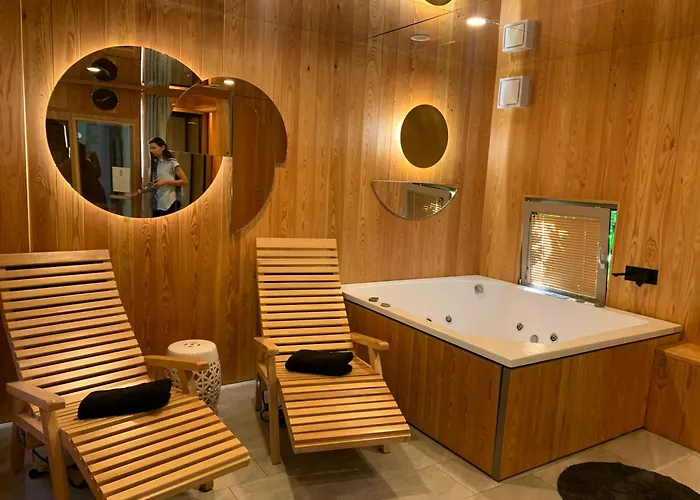 Magnolia House By The River Bb 別荘 Primostek