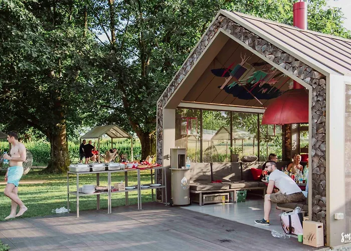 Magnolia House By The River Bb