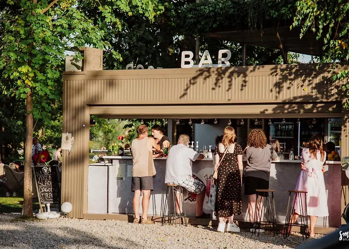 Magnolia House By The River Bb 別荘 Primostek