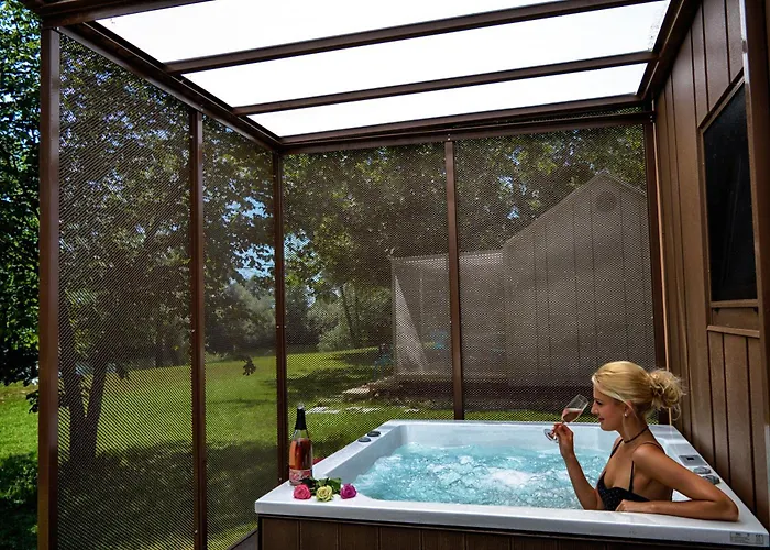 Magnolia House By The River Bb 別荘 Primostek